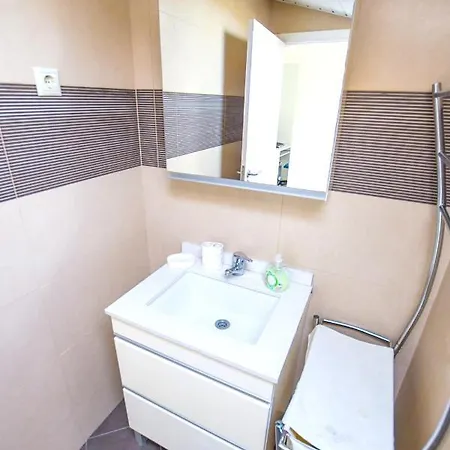 Authentic House In + View Funchal (Madeira)