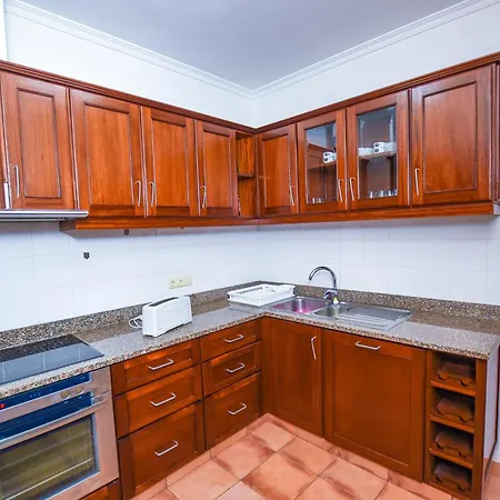 Authentic House In + View * Φουνκάλ
