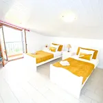 בית נופש Authentic House In + View