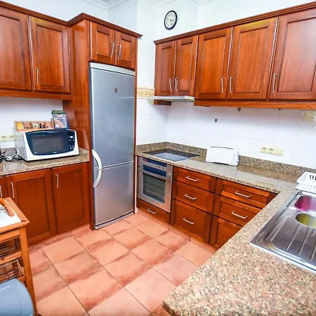 בית נופש Authentic House In + View פונשל